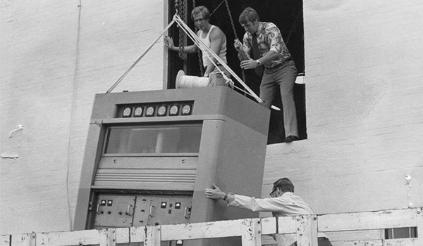 WERG's transmitter being installed in the Nash Library in the ’70s. 
